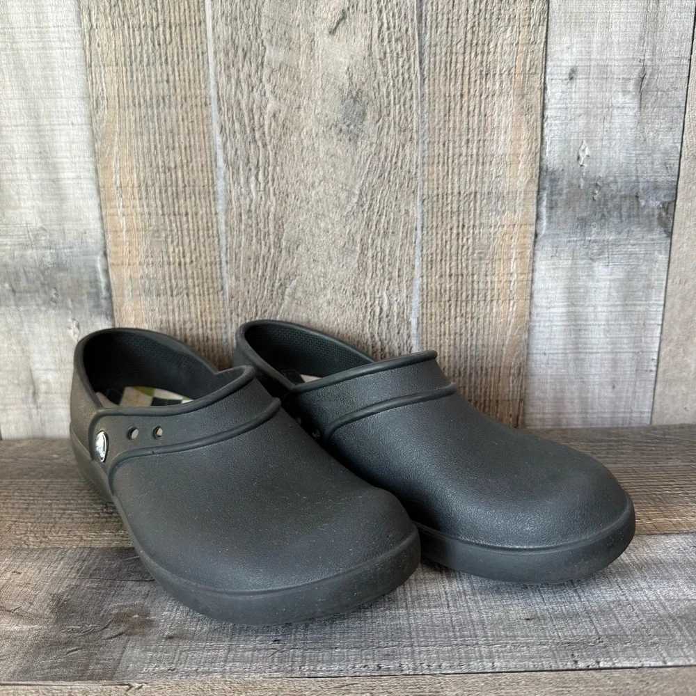 Womens Crocs Neria Black Professional Comfort Slip On Clogs Shoes Size 7 M GUC - Picture 1 of 10